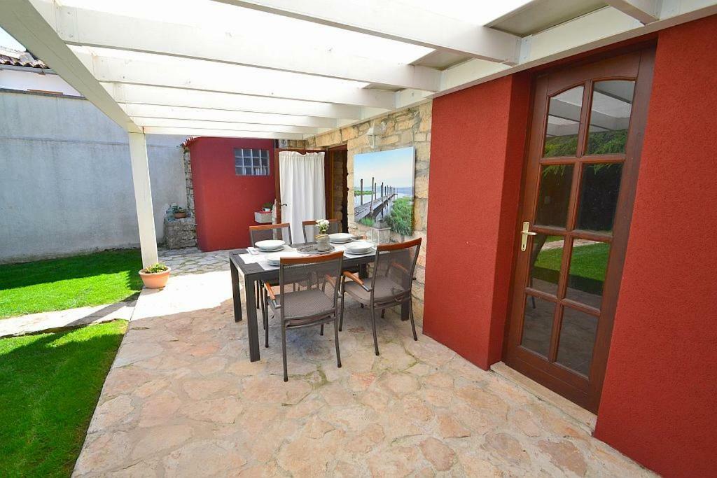 Giardin Villa